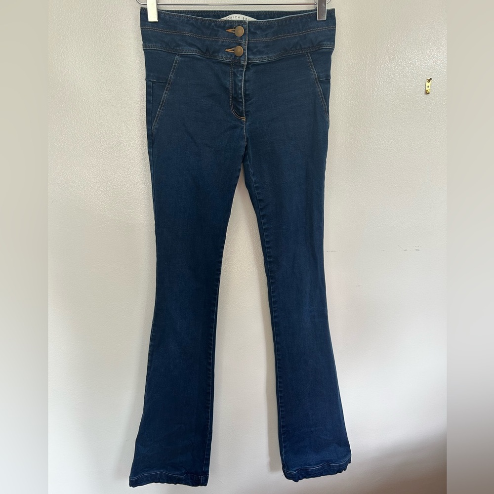 NWOT Veronica Beard Soft Flare Dark Wash High Rise Jean Size 0